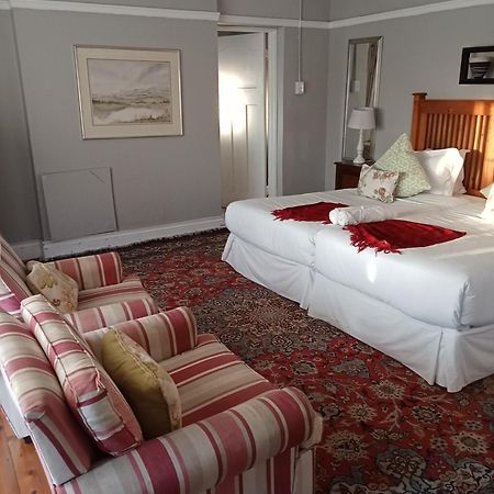Kardinal Guesthouse Port Elizabeth Extérieur photo