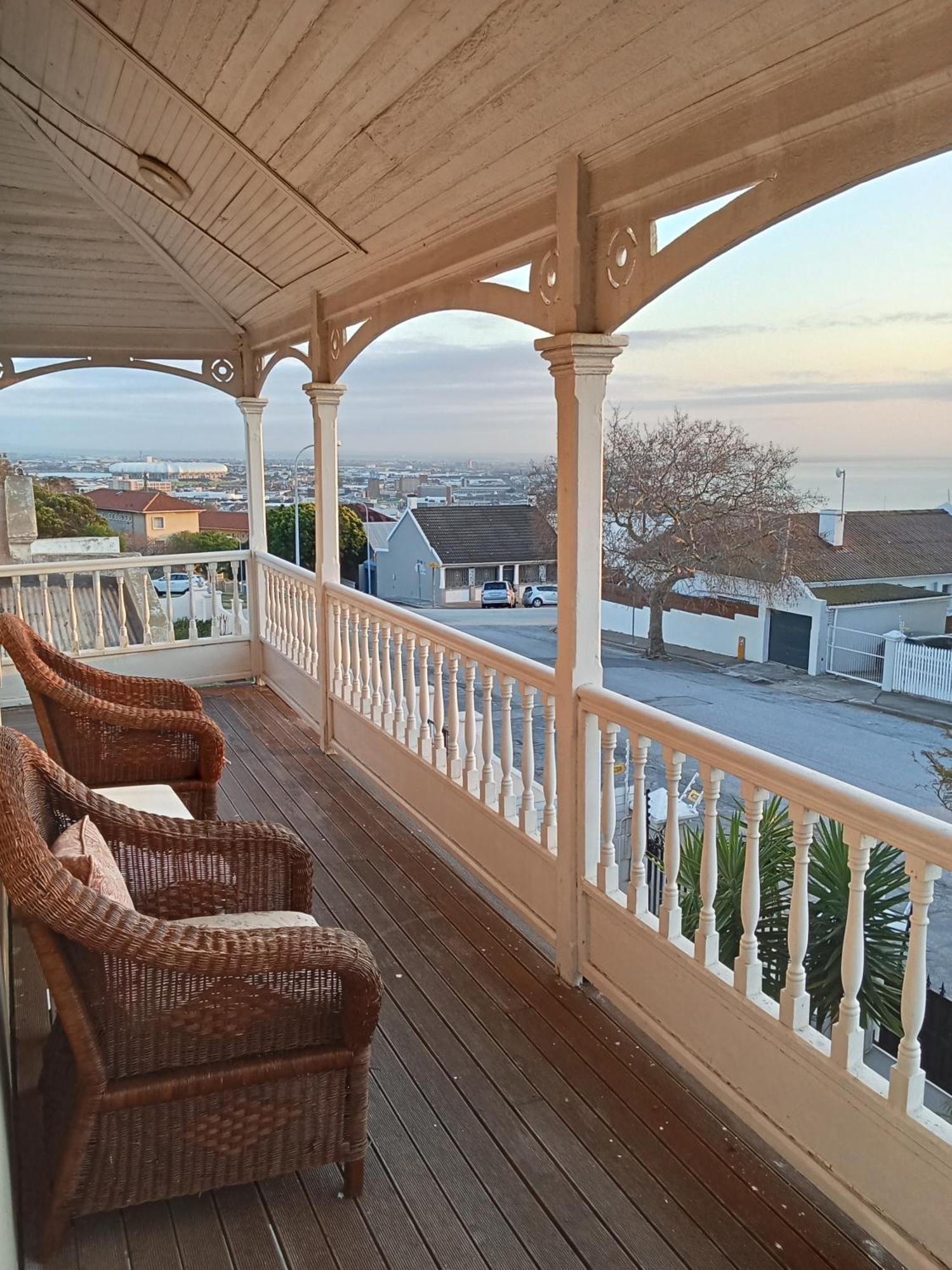 Kardinal Guesthouse Port Elizabeth Extérieur photo